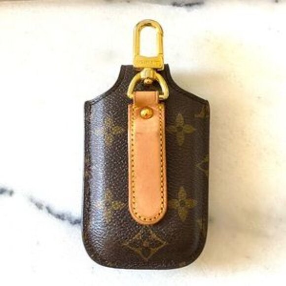 Louis Vuitton Key Ring - Picture 3 of 5